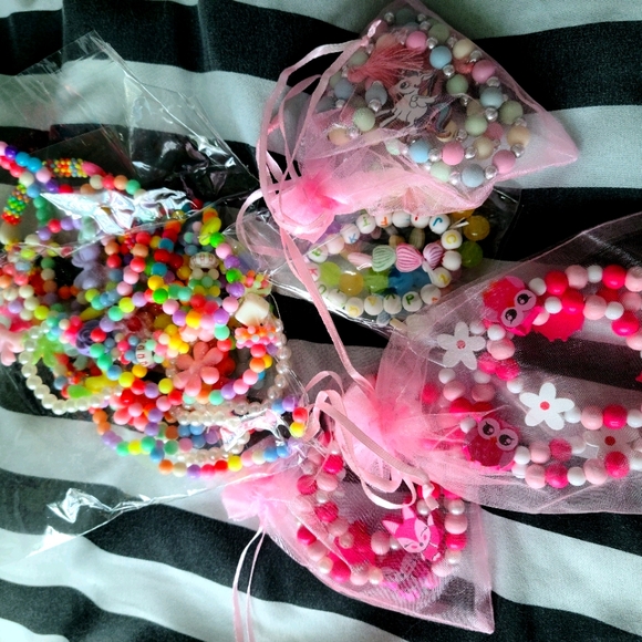 Other - Little girls bracelet and necklaces kits